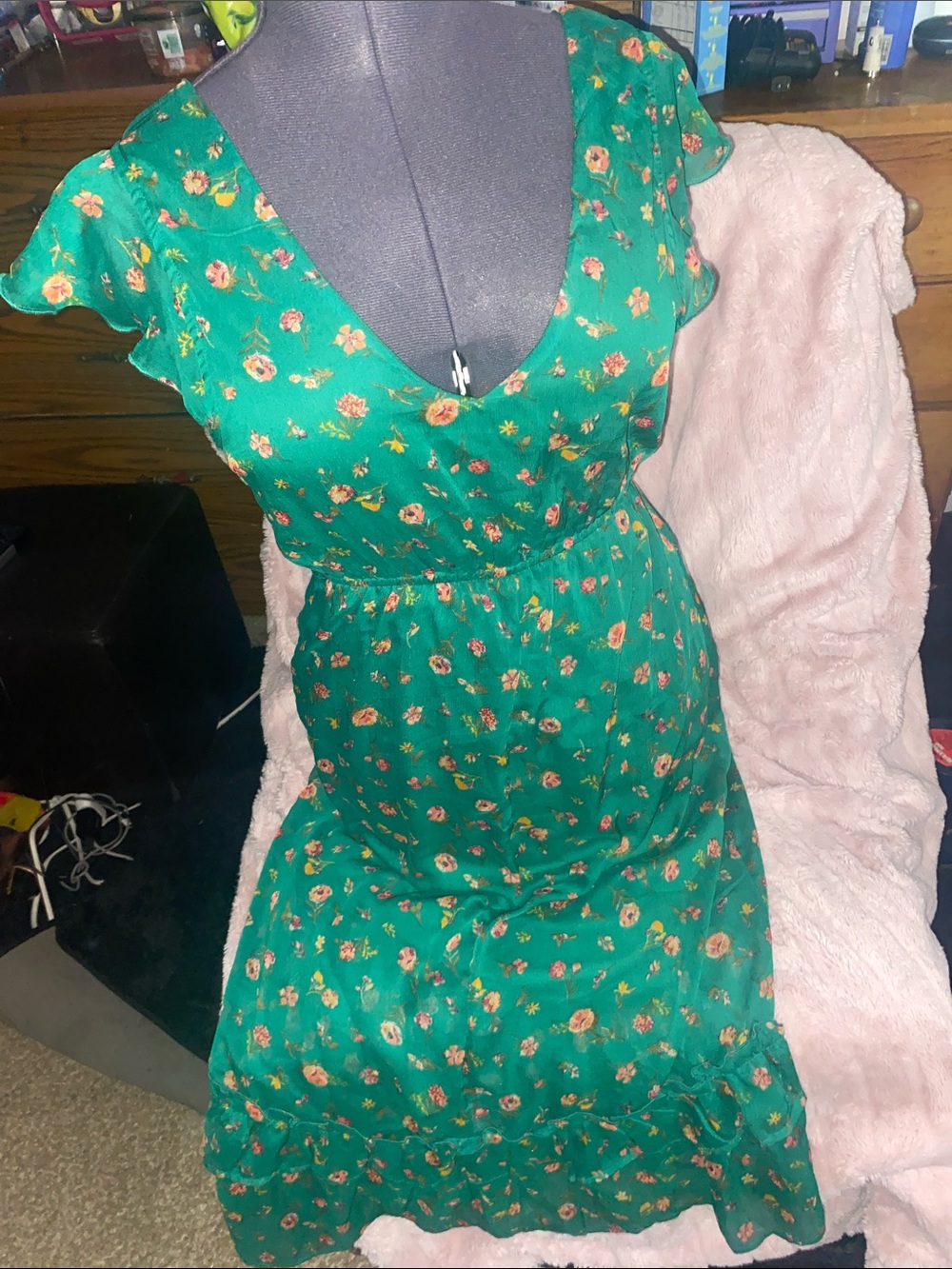 indulge Green Floral V-Neck Midi Dress with Ruffle Hem